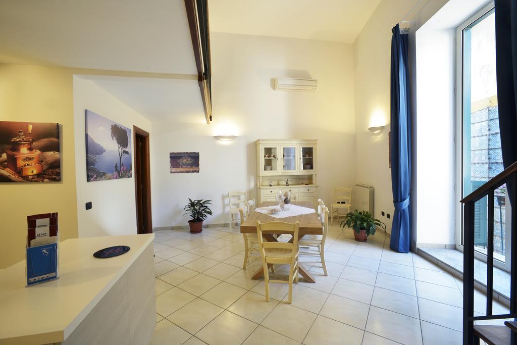 Italia Apartment Неаполь Экстерьер фото